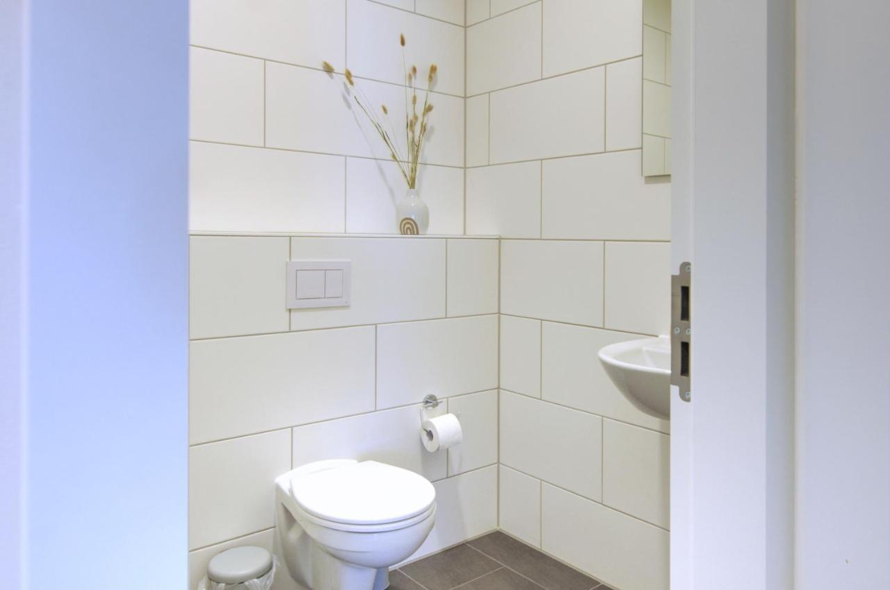 Vonbehling Boutique Apt. - Blick Ueber Die Daecher Wiesbaden Esterno foto