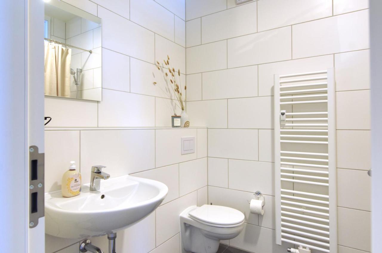 Vonbehling Boutique Apt. - Blick Ueber Die Daecher Wiesbaden Esterno foto
