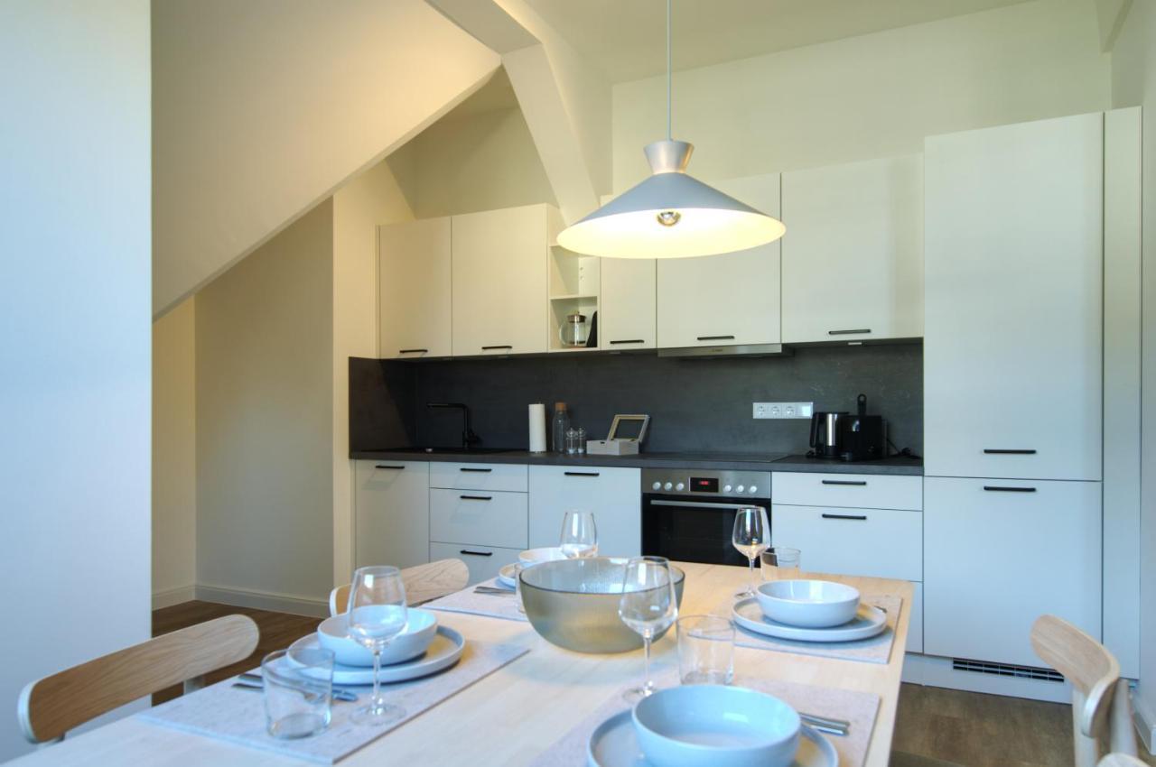 Vonbehling Boutique Apt. - Blick Ueber Die Daecher Wiesbaden Esterno foto